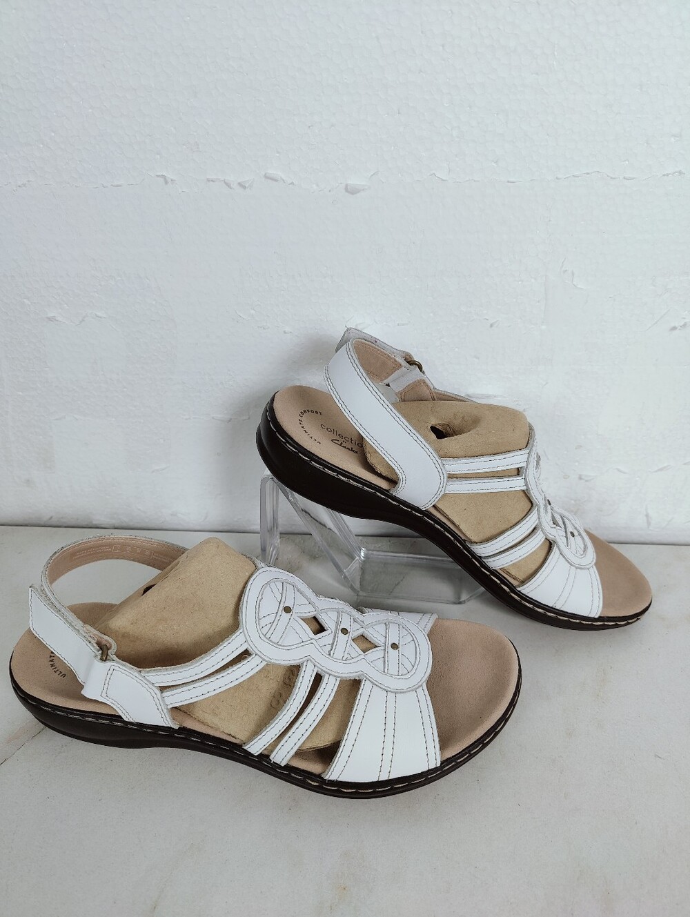 NWT Collection by Clarks Leisa Janna White Leather Sandals, 9.5